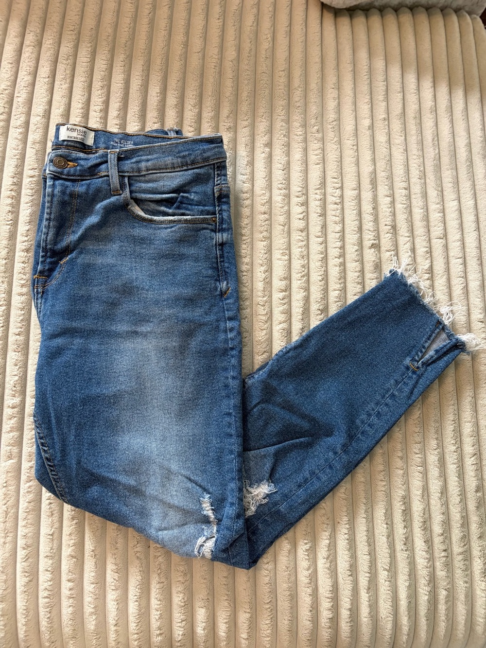Kensie Mid Blue Distressed Cropped Skinny Jeans